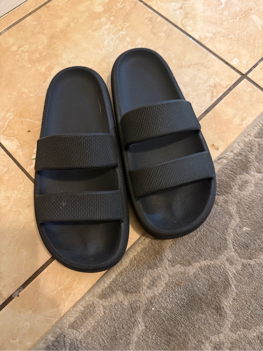 PINK Victoria's Secret Men's Black Double-Strap Slides